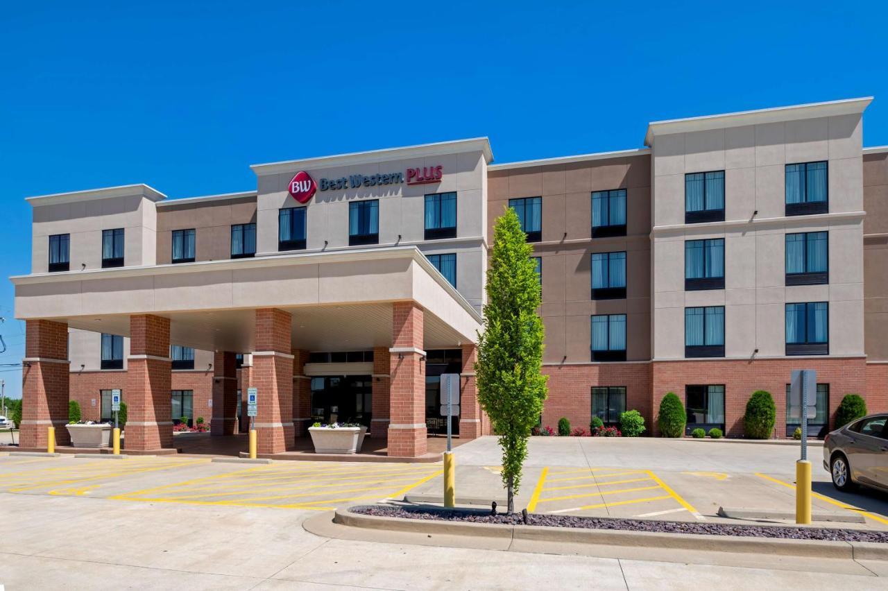 Best Western Plus Centralia Hotel & Suites Exterior foto