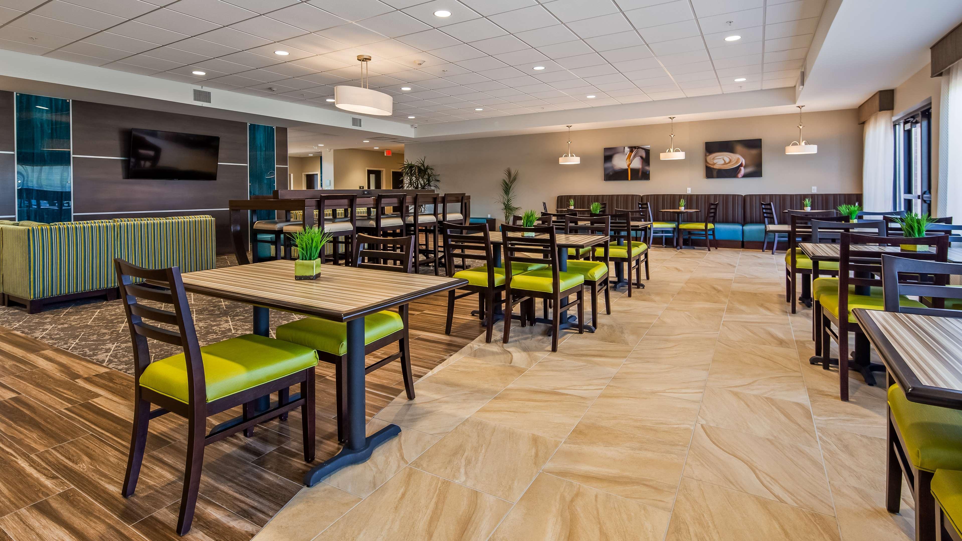 Best Western Plus Centralia Hotel & Suites Exterior foto
