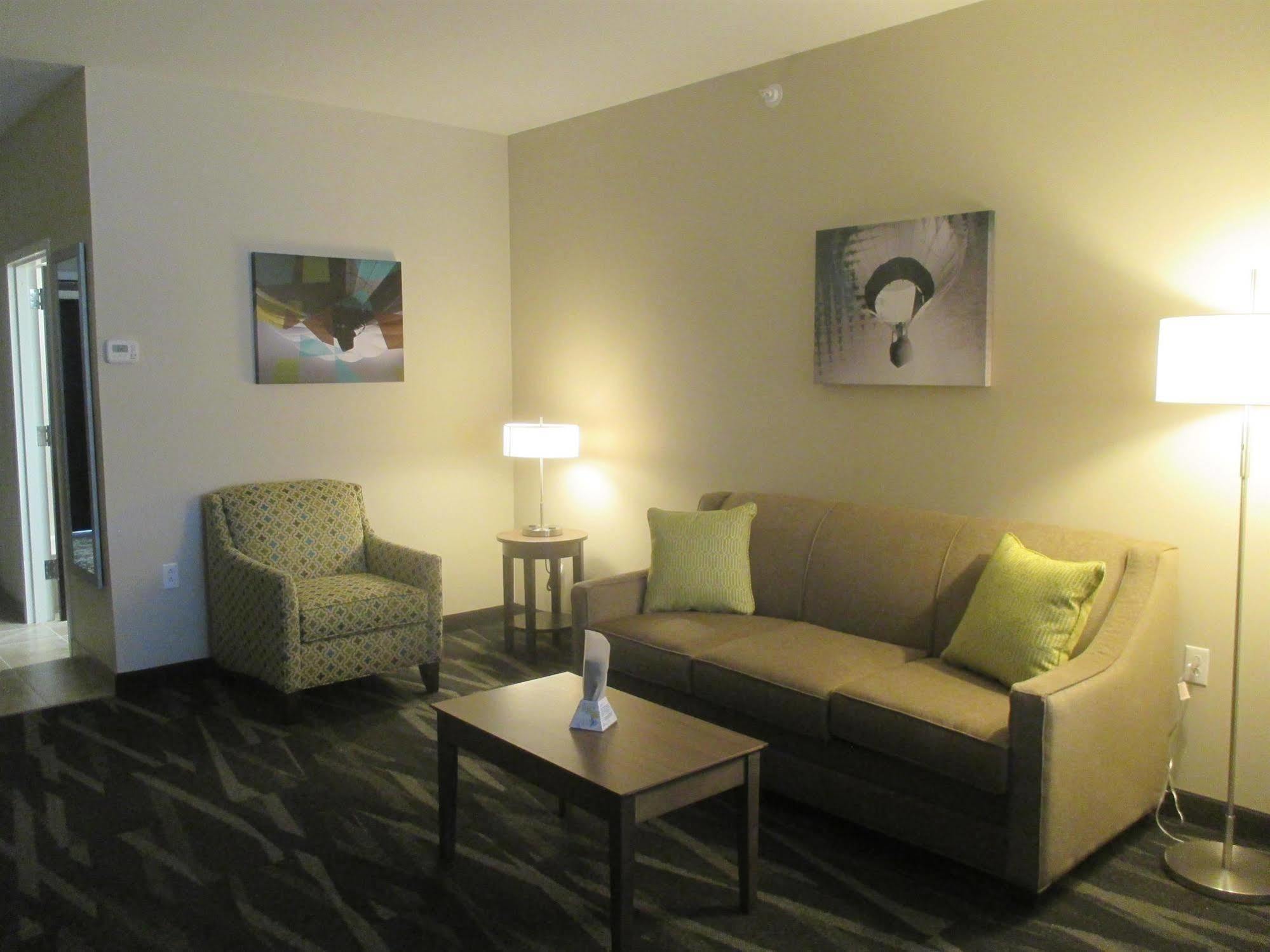 Best Western Plus Centralia Hotel & Suites Exterior foto